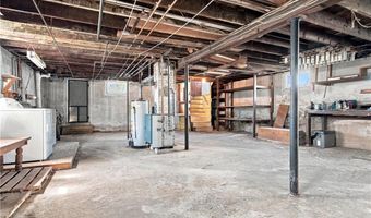 29 E Earle St, Cumberland, RI 02864