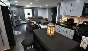 151 Hadde Ave, Cumberland, RI 02864