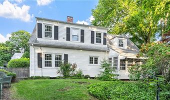 20 Bowen St, East Providence, RI 02916