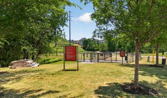 1821 Sanford Dr NW B, Atlanta, GA 30318