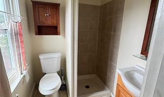 38 Freebody St 307, Newport, RI 02840