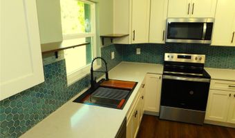 215 EDGEWOOD Dr, Bartow, FL 33830