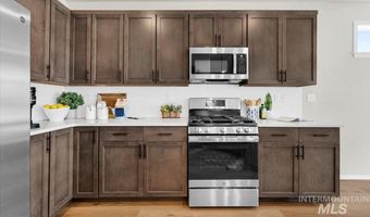 11248 Bluefield Dr, Caldwell, ID 83605