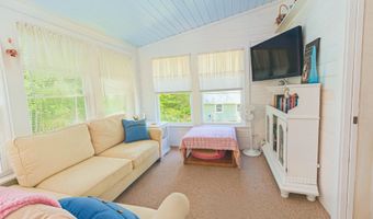 129 Summit St, Baileyville, ME 04694