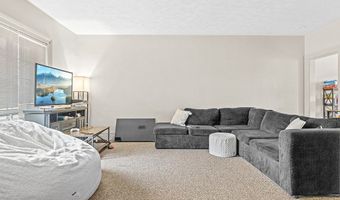 203 Glamorgan St, Alliance, OH 44601