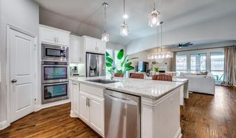 3045 Aberdeen Dr, The Colony, TX 75056