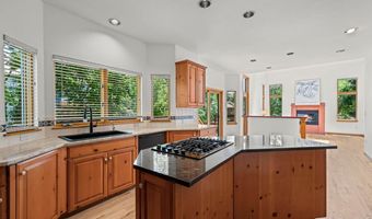 1001 Utica Cir, Boulder, CO 80304