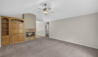 9 Harrington Dr, Bella Vista, AR 72714
