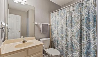 6557 W Grove Dr, Bartlett, TN 38135