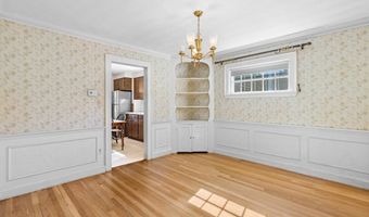 39 Chester St, Arlington, MA 02476