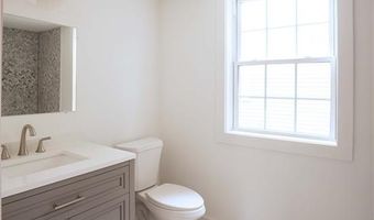 57 Callender Ave, Newport, RI 02840