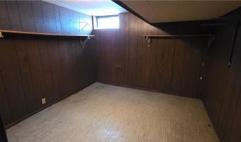 18 Daisy Ln, Babbitt, MN 55706