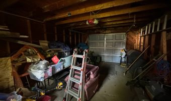 1204 4th St, Britton, SD 57430