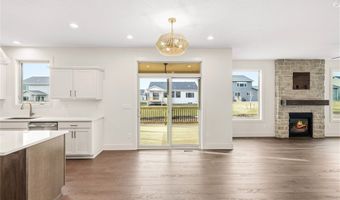 722 NE Crossing Oaks Dr, Ankeny, IA 50021
