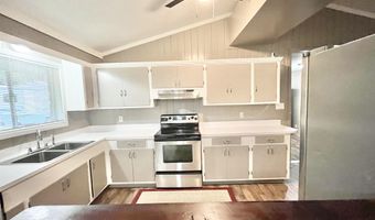 111 Dogwood Pl, Atmore, AL 36502