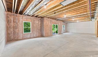 513 Williamson Cir, Angola, IN 46703