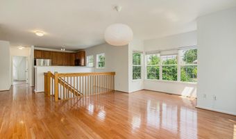 1155 Freesia Ct, Ann Arbor, MI 48105