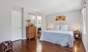 805 STOCKBRIDGE Dr, Hockessin, DE 19707