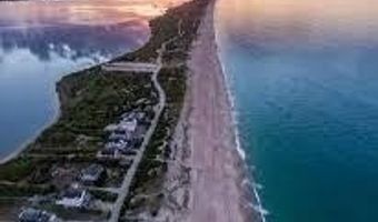 4720 S County Trl, Charlestown, RI 02813