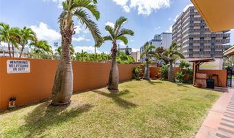 1121 Ala Napunani St 1502, Honolulu, HI 96818