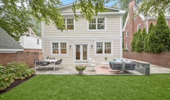 3118 17TH St N, Arlington, VA 22201