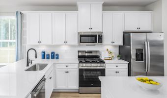 14 Pelham Ln, Bayville, NJ 08721