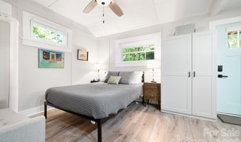 15 And 16 Cottage Dr, Asheville, NC 28805