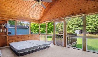 1918 43RD St, Allegan, MI 49010