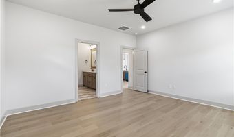 1041 Whistler St, Bentonville, AR 72713
