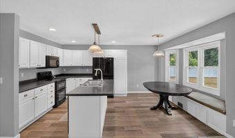 2066 Friar Tuck Cir, Adrian, MI 49221