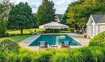 1003 Fort Getty Rd, Jamestown, RI 02835