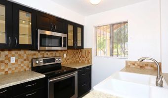 93 N Cooper Rd 32, Chandler, AZ 85225