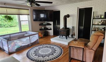 190 Capron Farm Dr, Warwick, RI 02886