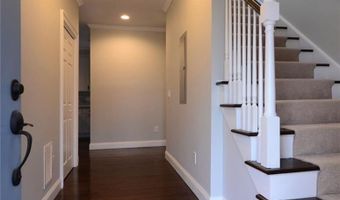 13 Arnold Ave 1, Jamestown, RI 02835