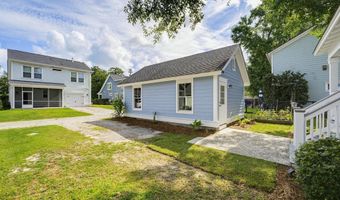318 Cockle Ln, Beaufort, SC 29906