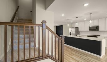 5860 156th St W, Apple Valley, MN 55124