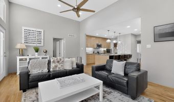 1212 Calle Del Sol NE, Albuquerque, NM 87106
