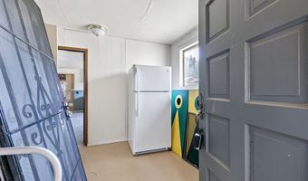 325 WATER St, Springfield, OR 97477