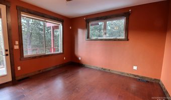 1286 Shore Dr, Cascade, ID 83611