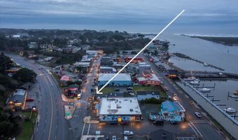 365 2nd St SE, Bandon, OR 97411