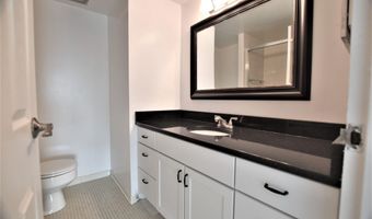 555 E William St 14C, Ann Arbor, MI 48104