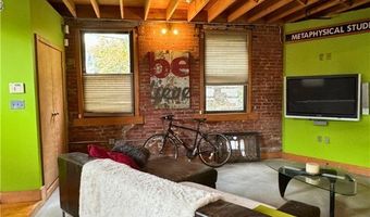 2030 S 18th St, Airville, PA 15203