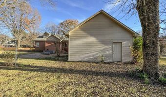 231 Pollard St, Batesville, MS 38606