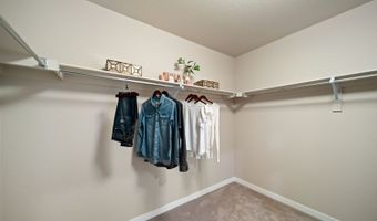 22292 E 38th Pl, Aurora, CO 80019