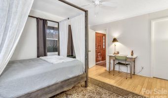 18 Leisure Mountain Rd, Asheville, NC 28804
