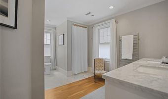 56 Somerset St, East Greenwich, RI 02818