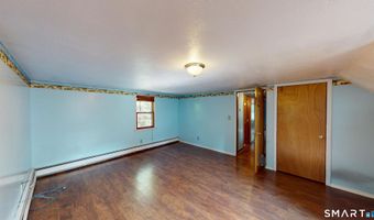 34 Angell Rd, Glocester, RI 02814
