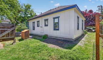 457 C St, Ashland, OR 97520