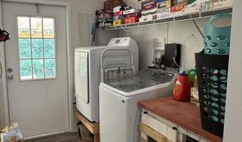 325 Seals Rd, Annville, KY 40402