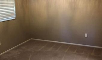 3595 W Greentree Cir B, Anaheim, CA 92804